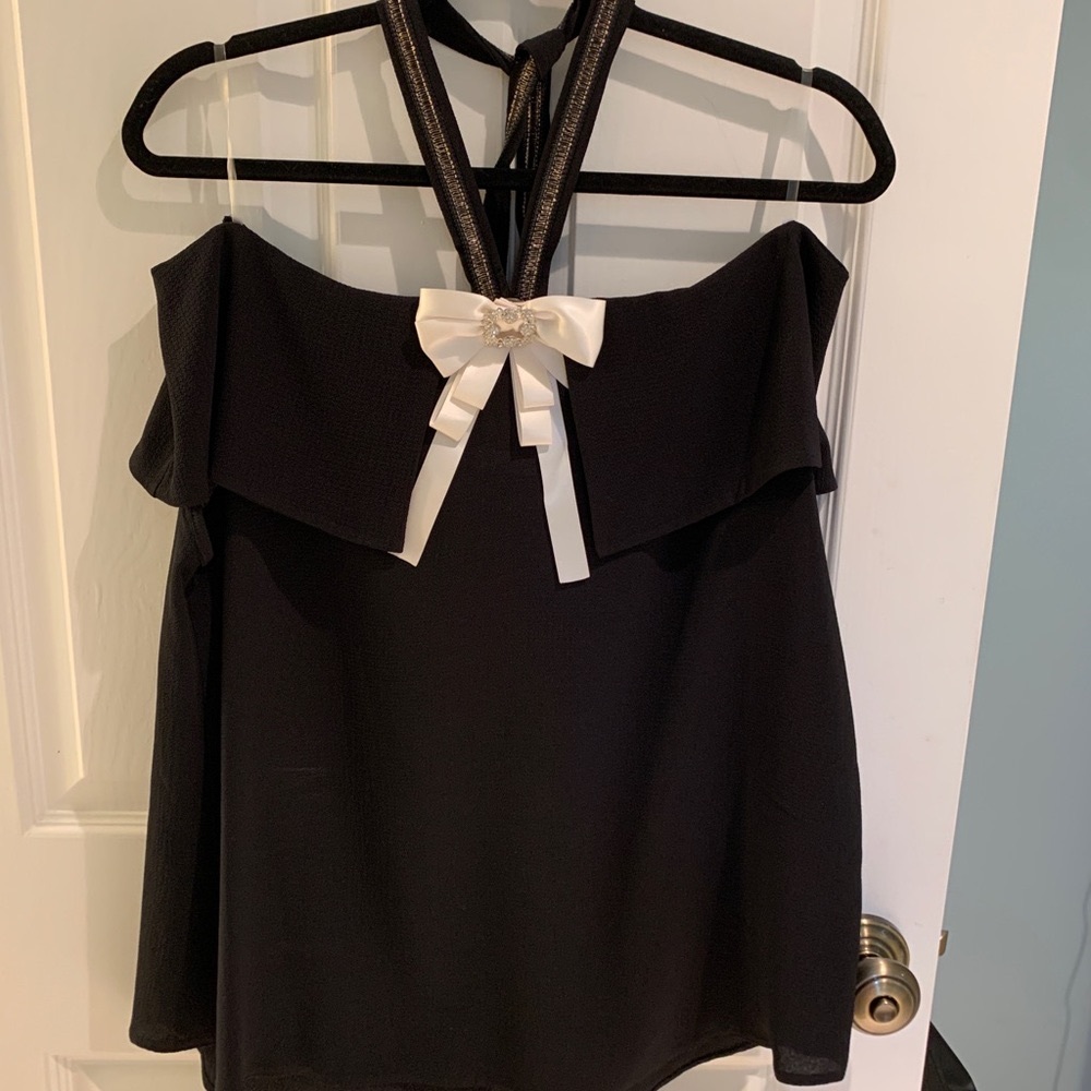 Sleeveless off the shoulder top
